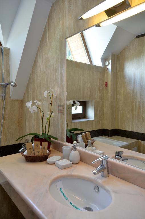Cumpatu Hotel Sinaia